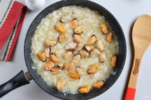 Ризотто с мидиями