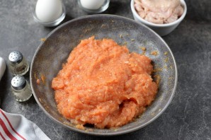 Рулет из куриной шкурки