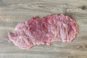 Рулет из свинины в духовке в рукаве