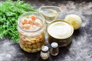 Салат из рыбных консервов с фасолью Салат из рыбных консервов с фасолью