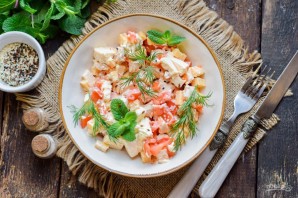 Салат "Кокетка" с курицей Салат "Кокетка" с курицей