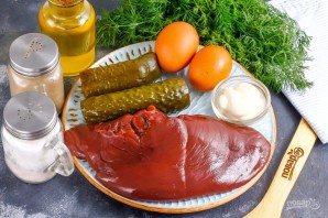 Салат с говяжьей печенью