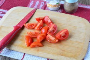 Салат с хамоном и рукколой