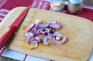 Салат с хамоном и рукколой