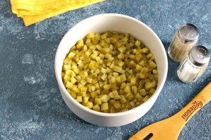 Салат с морковкой и курицей