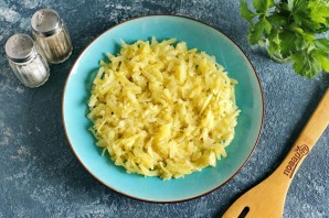 Салат слоеный с курицей