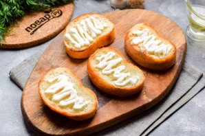 Советские бутерброды со шпротами