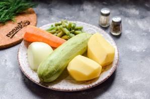 Суп из кабачков в мультиварке Суп из кабачков в мультиварке