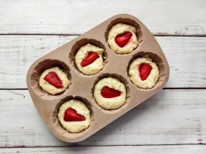 Творожные кексы с клубникой Творожные кексы с клубникой