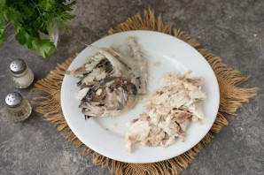 Уха из сибаса