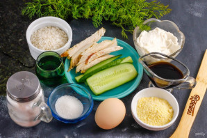 Жареные роллы с курицей