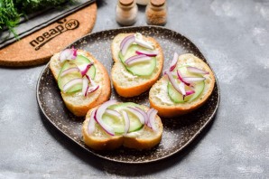 Бутерброды с морепродуктами Бутерброды с морепродуктами