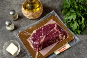 Чак ролл стейк на сковороде