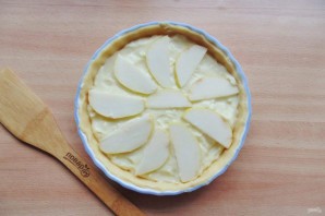 Грушевый пирог с заварным кремом