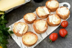 Канапе с икрой палтуса Канапе с икрой палтуса