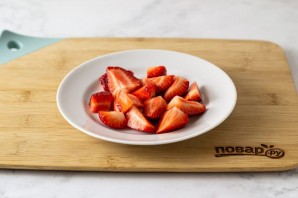 Клубнично-банановое мороженое Клубнично-банановое мороженое