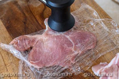 Крученики волынские из свинины с капустой, запеченные в сметане Крученики волынские из свинины с капустой, запеченные в сметане