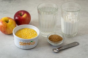 Кукурузная каша с яблоком Кукурузная каша с яблоком