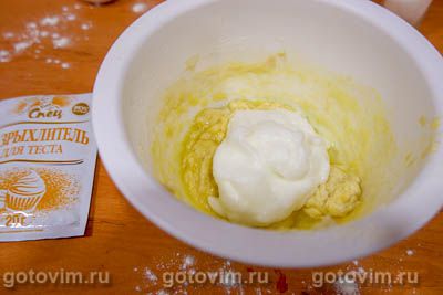 Кулич с вишней