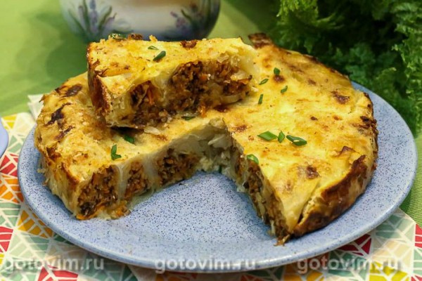 Пирог из голубцов с пшеничной кашей, грибами и овощами 