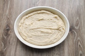 Пирог с фруктами и ягодами