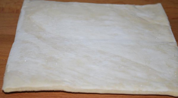 Пирог с крапивой и брынзой, пошаговый рецепт с фото