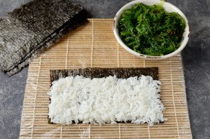 Роллы с чукой