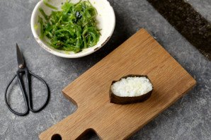 Роллы с чукой