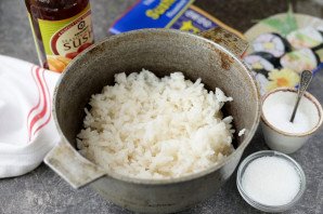 Роллы "Сяке маки" Роллы "Сяке маки"