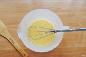 Рулет из омлета с овощами