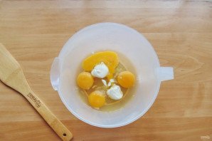 Рулет из омлета с овощами