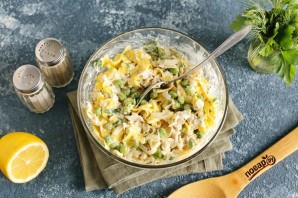 Салат с йогуртовой заправкой