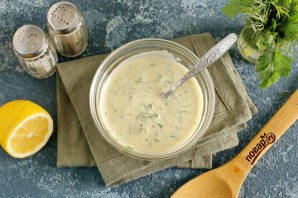 Салат с йогуртовой заправкой