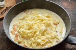 Тальятелле с креветками в сливочном соусе