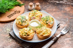 Тарталетки с беконом и сыром Тарталетки с беконом и сыром