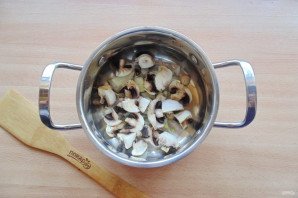 Тыквенный суп-пюре с шампиньонами