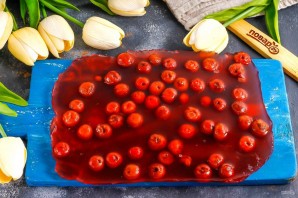 Вишневое компоте для торта