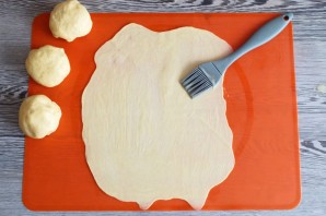 "Бадамбура" с вишней и орехами