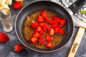 Десерт "Фламбе заката"