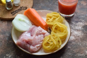 Гнезда из макарон с индейкой