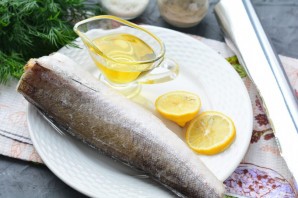 Хек с лимоном в духовке