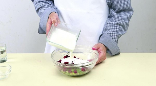 Холодный суп из простокваши и свеклы, пошаговый рецепт с фото Холодный суп из простокваши и свеклы, пошаговый рецепт с фото