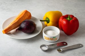 Карамелизированные овощи в сковороде