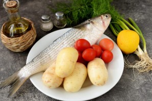 Кефаль с картошкой в духовке