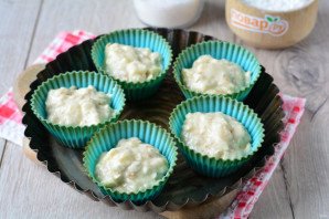 Маффины с овсяными хлопьями и яблоками