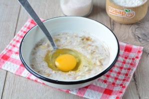 Маффины с овсяными хлопьями и яблоками