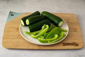 Огурцы с перцем на зиму