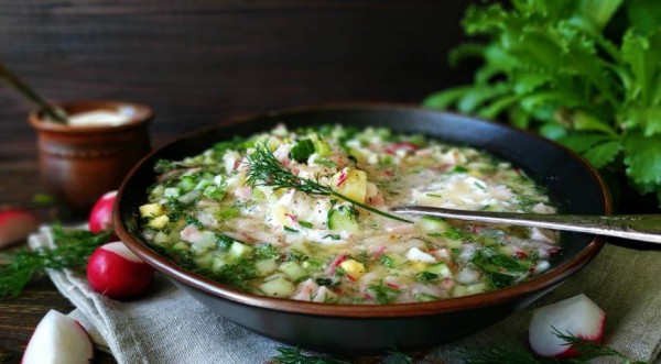 Окрошка на квасе и сметане, пошаговый рецепт с фото