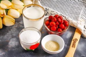 Панна-котта с вишней