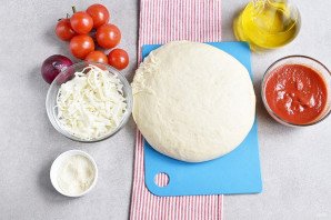 Пицца с шампиньонами